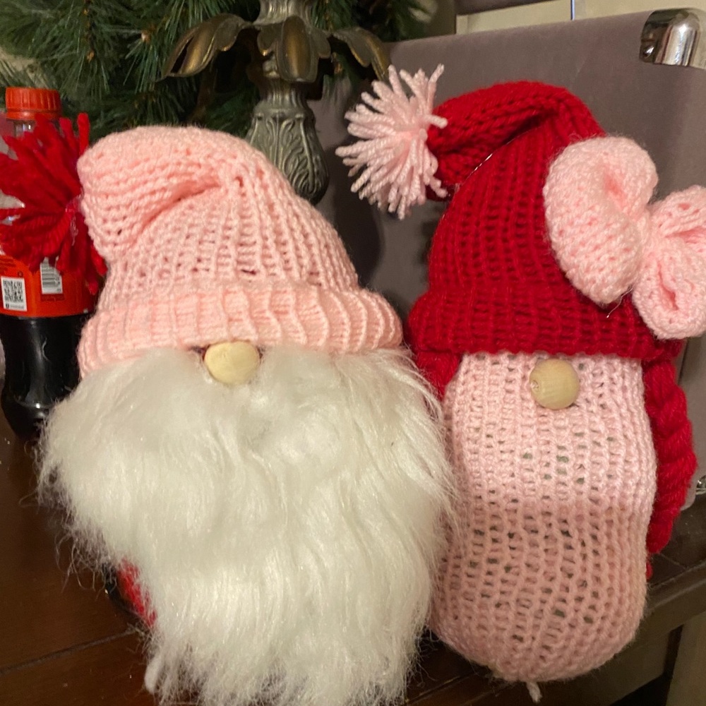 Gnomes - Picture 2 of 2